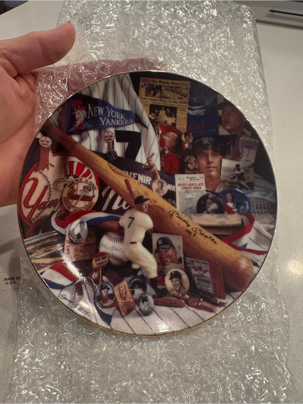 New York Yankees Mickey Mantle Collectible Decorative Plate - Appreciation Day